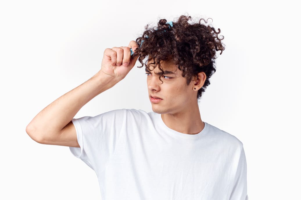 nastolatek-z-bujna-czupryna